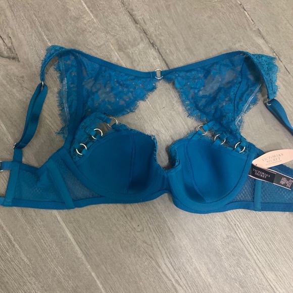 Victoria Secret Bralette NWT - Picture 8 of 8